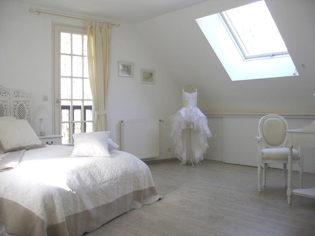 Saint-Laurent-Nouan Chambres D'Hotes Et Table D'Hotes L'Intemporelle חדר תמונה